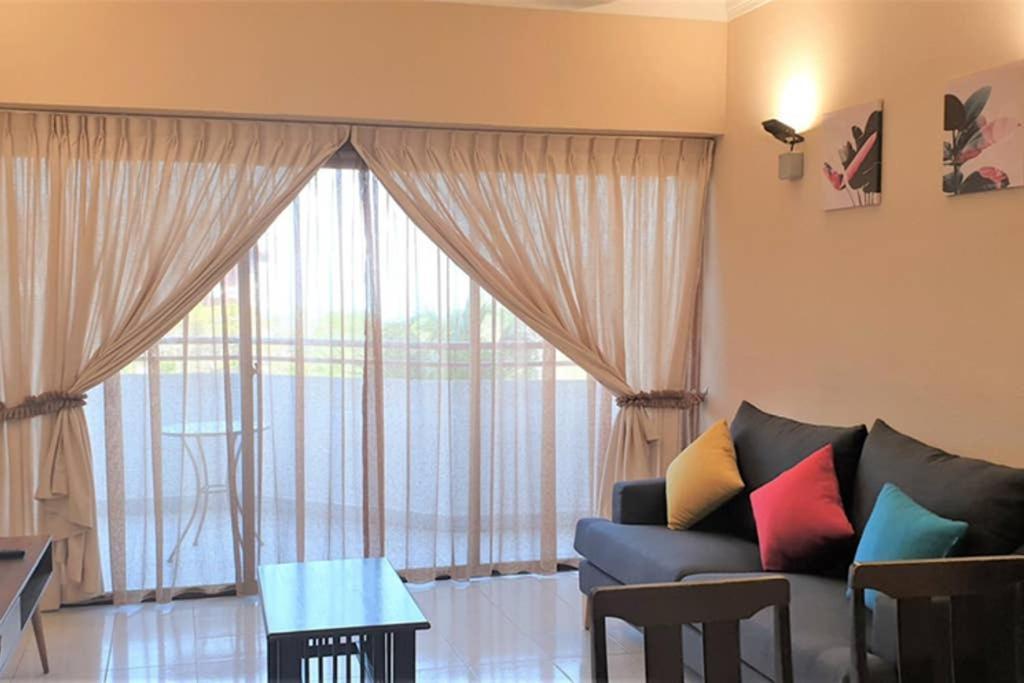 Poolview Resort Batu Ferringhi 502 - 2 Rooms 외부 사진