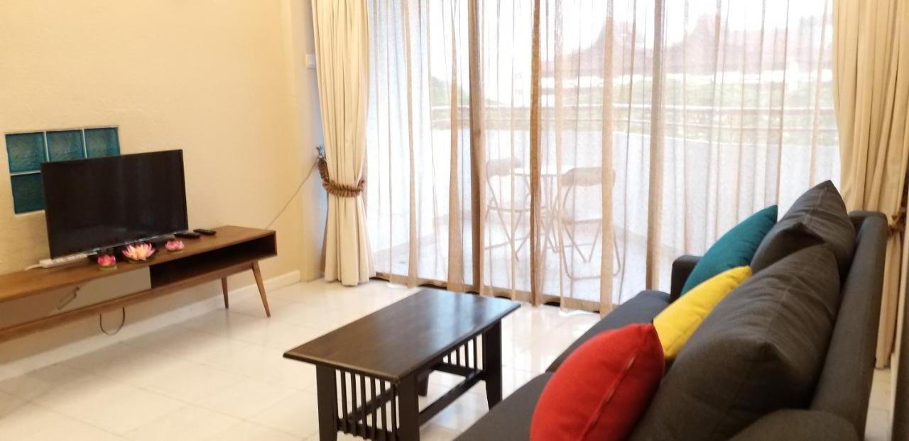 Poolview Resort Batu Ferringhi 502 - 2 Rooms 외부 사진