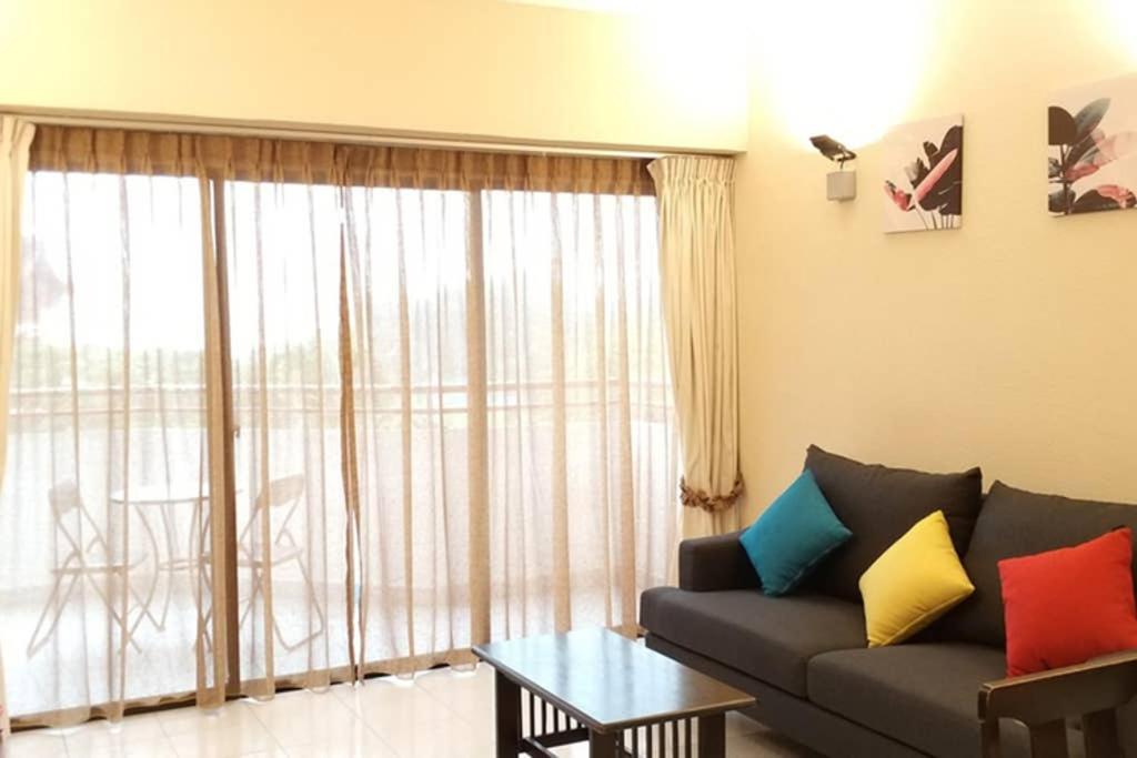 Poolview Resort Batu Ferringhi 502 - 2 Rooms 외부 사진