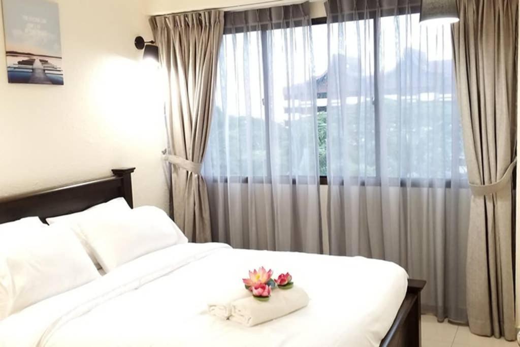 Poolview Resort Batu Ferringhi 502 - 2 Rooms 외부 사진