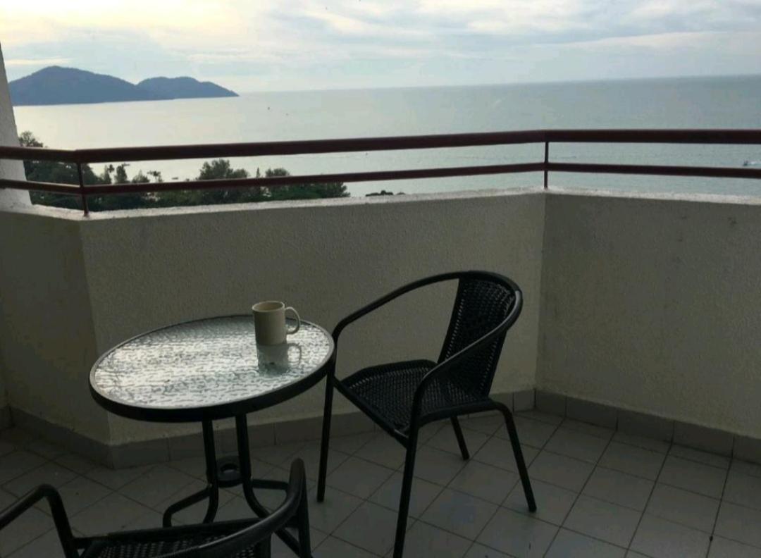 Poolview Resort Batu Ferringhi 502 - 2 Rooms 외부 사진
